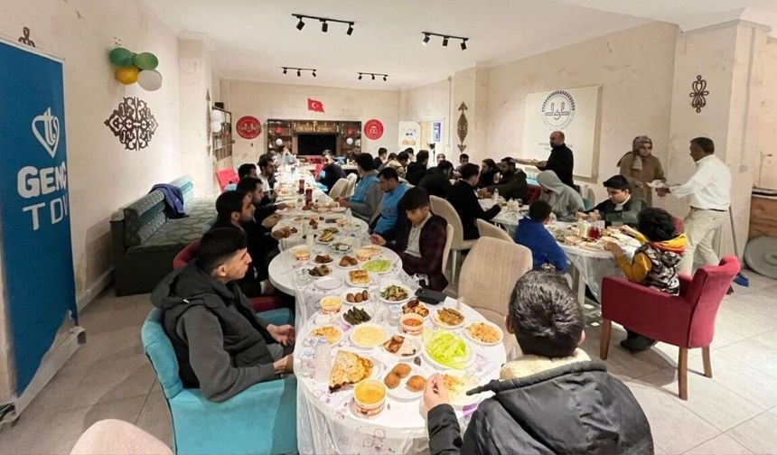 Adıyaman İl Müftülüğü Ramazan boyunca gençlerle iftar ve sahurda buluşuyor