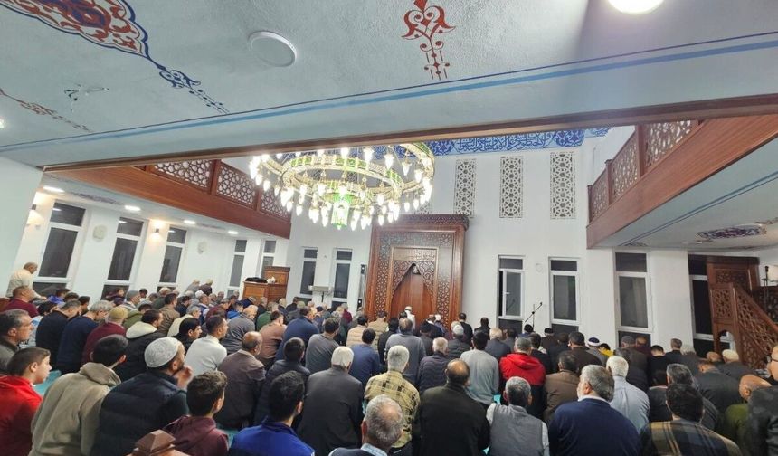 Adıyaman'da depremde yıkılan Saitağa Camii yeniden ibadete açıldı