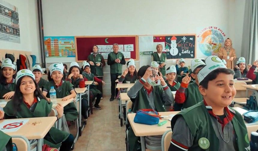 Adıyaman'da Ders Zilleri Yeşilay İçin Çaldı!