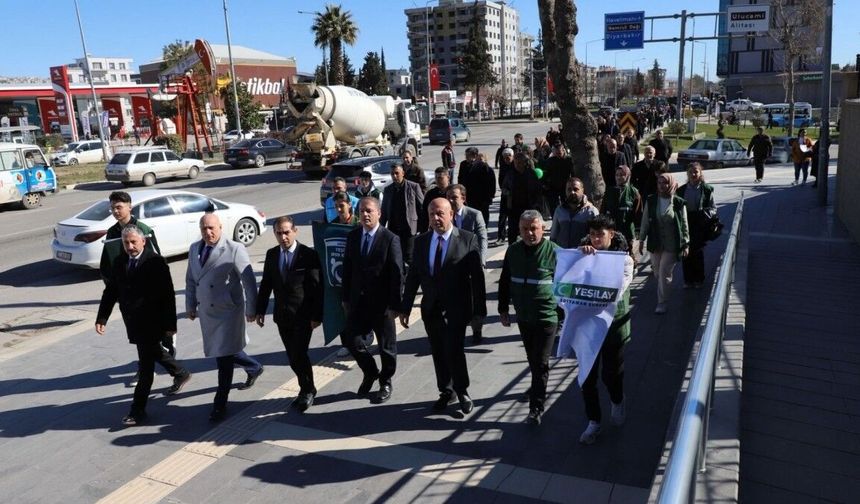 Adıyaman'da Yeşilay Haftası kapsamında farkındalık yürüyüşü düzenlendi - Videolu Haber