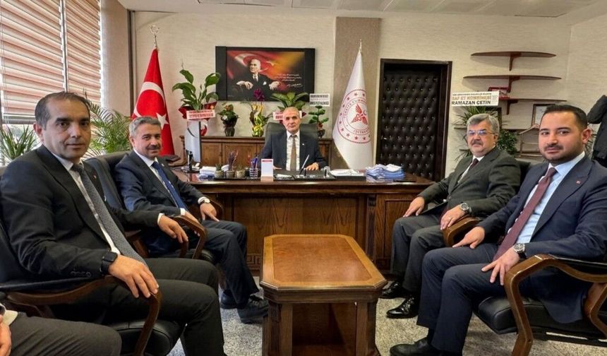 AK Parti heyetinden yeni Başhekim Mehmet Tepe'ye ziyaret