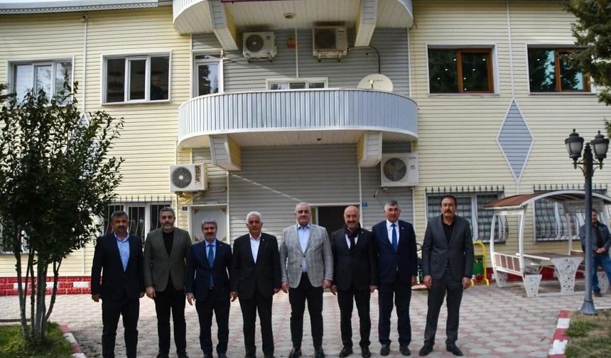 Ak Parti Milletvekili Özhan'dan Balkar Belediyesine Ziyaret