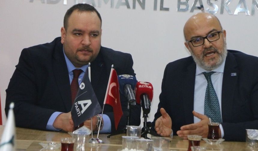 Anahtar Parti Genel Başkan Yardımcısı Aydos Adıyaman'da konuştu: 'Depremde yıkılan her binada insan kusuru vardır' - Videolu Haber