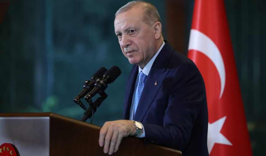 Cumhurbaşkanı Erdoğan, Pakistan Başbakanı Şahbaz Şerif ile Telefonda Görüştü