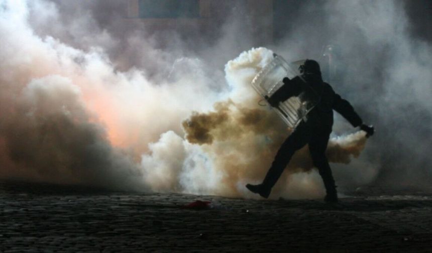 İran'dan İsrail'e yeni füze dalgası: Bölgedeki gerilim tırmanıyor