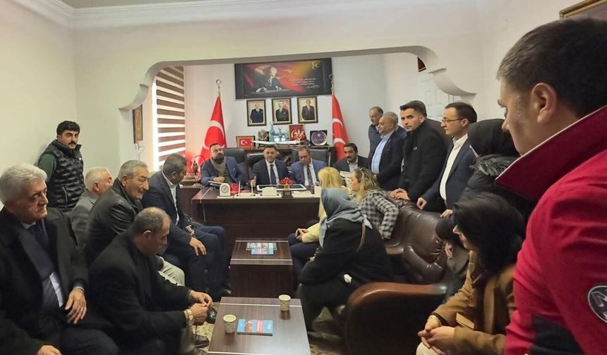 KARS MHP'de bayramlaşma programı düzenlendi