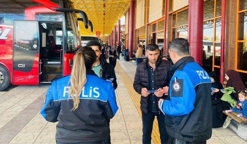 Malatya'da bayram öncesi dolandırıcılığa karşı farkındalık çalışması