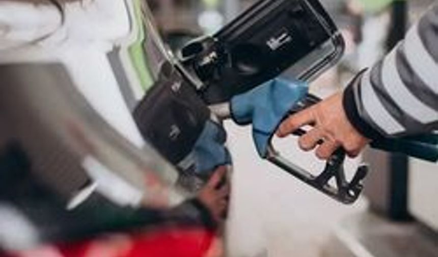 Avrupa Genelinde Akaryakıt Fiyatları Rekor Seviyelere Ulaştı