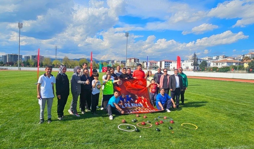 23 Nisan'a Özel Anlamlı Turnuva: Özel Sporcular Sahada