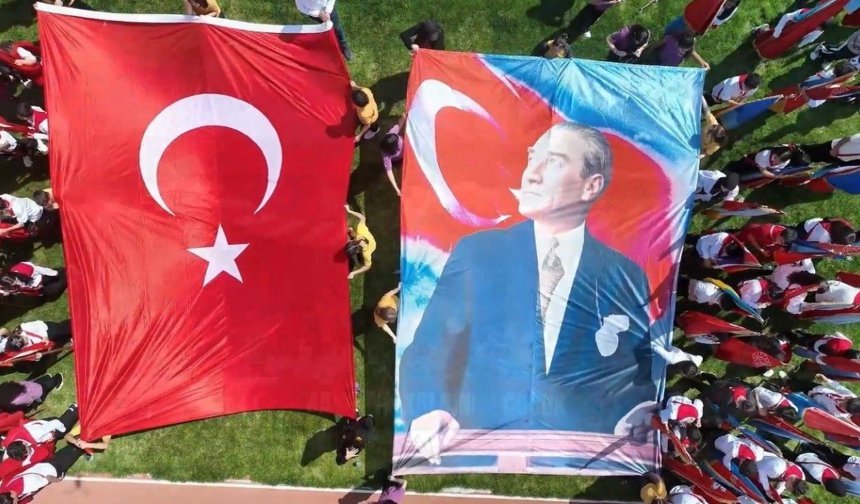 23 Nisan'da Adıyaman'da Renkli Kutlamalar: Minik Vali'den 'Radar' Talimatı - Videolu Haber