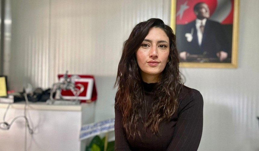 Adıyaman Çalışan Gazeteciler Cemiyeti Başkanı Sibel Turan: 'Turkuaz Basın Kartı tartışmaları azaltacak'