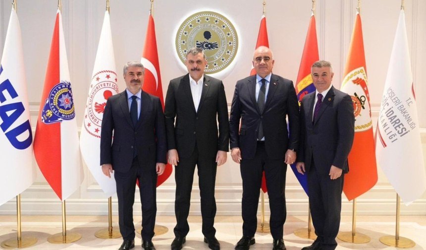 Adıyaman Milletvekili Özhan, Adıyaman heyeti ile birlikte Bakan Çiftçi'yi ziyaret etti