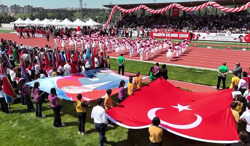 23 Nisan Bayramı Adıyaman'da coşkuyla kutlandı