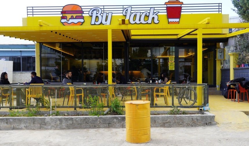 Adıyaman'da Fast Food'a yerel dokunuş: By Jack markasına yoğun ilgi - Videolu Haber
