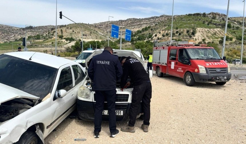 Adıyaman'da Trafik Kazası: 6 Yaralı - Videolu Haber