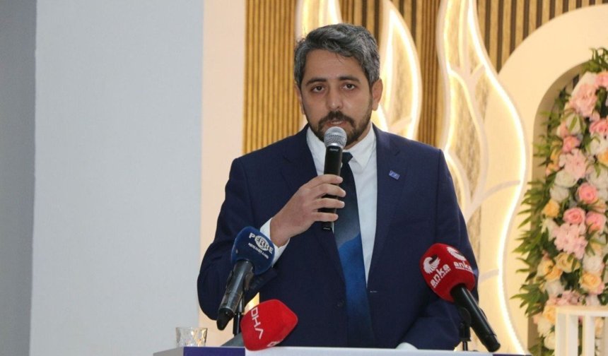 Başkan Dayan: 'Köy enstitüleri Anadolu rönesansının yarım kalan öyküsüdür'