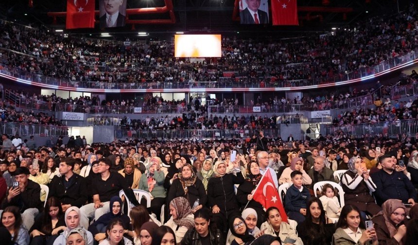 Gaziantep'te Mevlid-i Nebi Programına 5 bin kişi katıldı