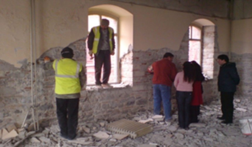 İzmir Büyükşehir Belediye Başkanı Dr. Cemil Tugay'dan Meslek Fabrikası açıklaması