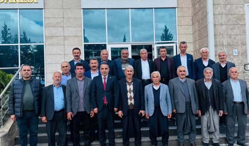 Kahta köy muhtarlarından Turan Yıldırım'a 'hayırlı olsun' ziyareti