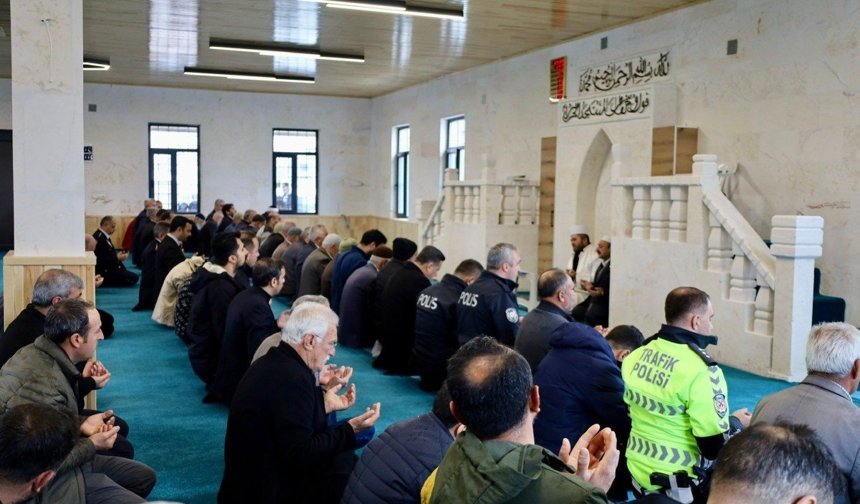 Kahta'da Şehitler ve Gaziler Adına Mevlid-i Şerif Programı düzenlendi