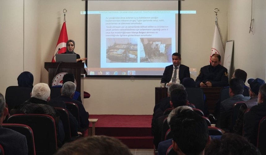 Kahta'da su ürünleri av yasağı öncesi bilgilendirme toplantısı