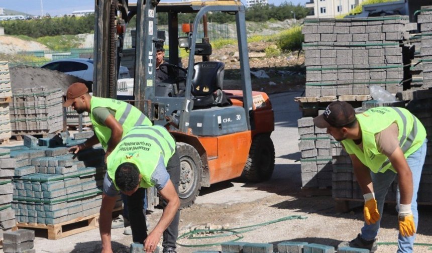 Karaköprü'de yol çalışmaları hız kazandı