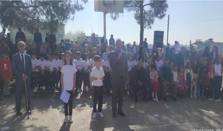 Şambayat’ta 23 Nisan Coşkusu: Çocukların Neşesi Umut Oldu