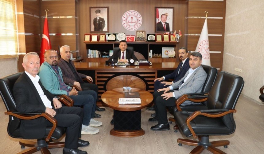 Sendika temsilcilerinden Kahta İlçe Milli Eğitim Müdürlüğüne ziyaret