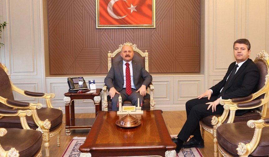 Vali Varol ile Başkan Tutdere'den Adıyaman'ın yeniden inşası için değerlendirme toplantısı