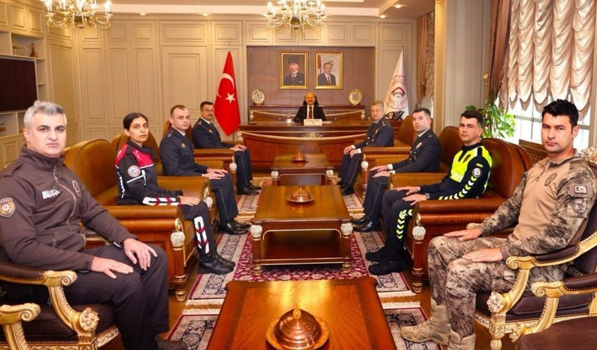 Vali Varol, Polis Teşkilatı'nın 181'inci kuruluş yıl dönümünü kutladı