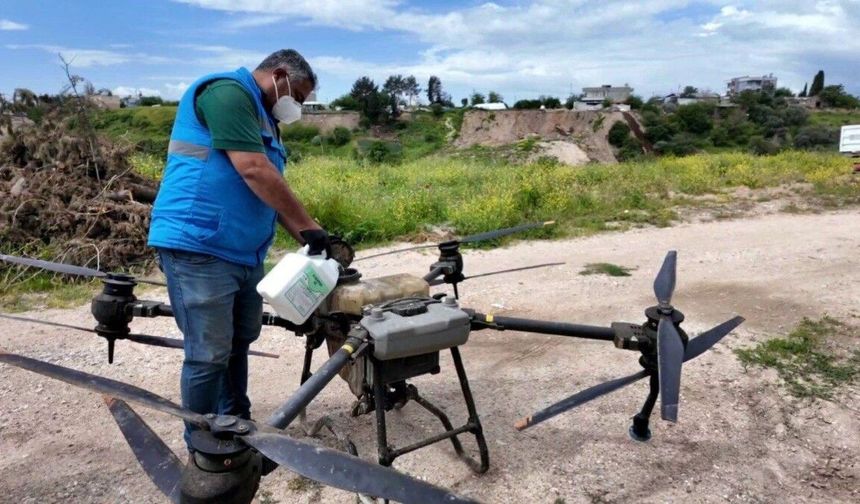 Adıyaman Belediyesi ilaçlama çalışmalarında drone kullanımına başladı - Videolu Haber