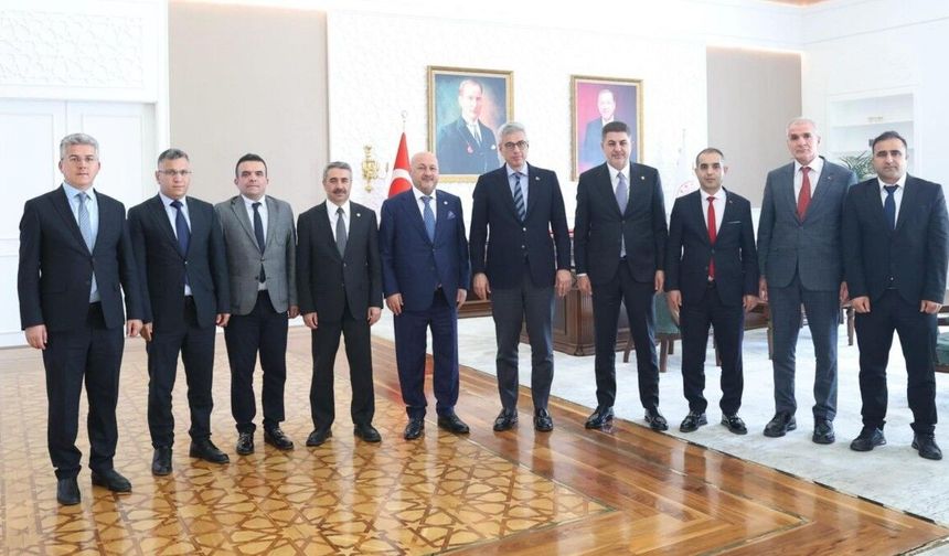 Adıyaman heyetinden Bakan Memişoğlu'na ziyaret