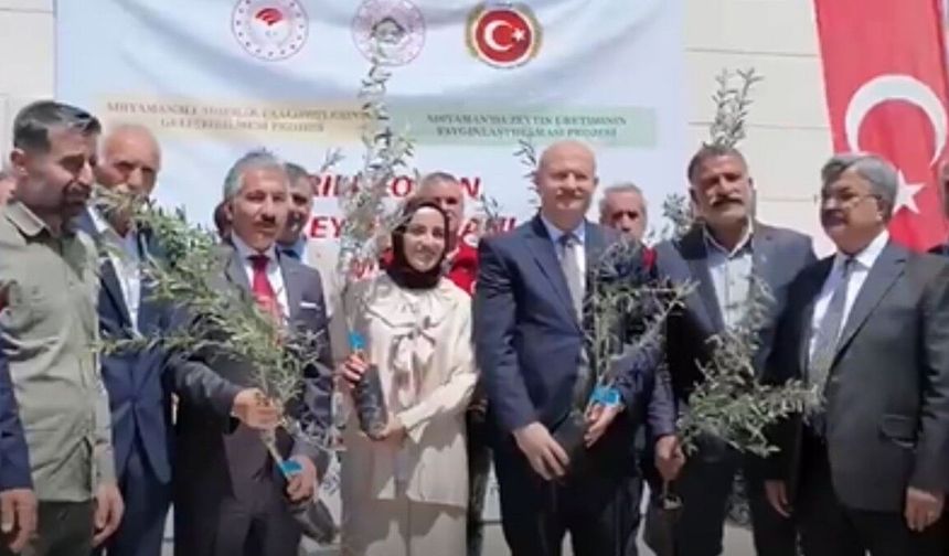 Adıyaman'da çiftçilere zeytin fidanı ve arılı kovan desteği