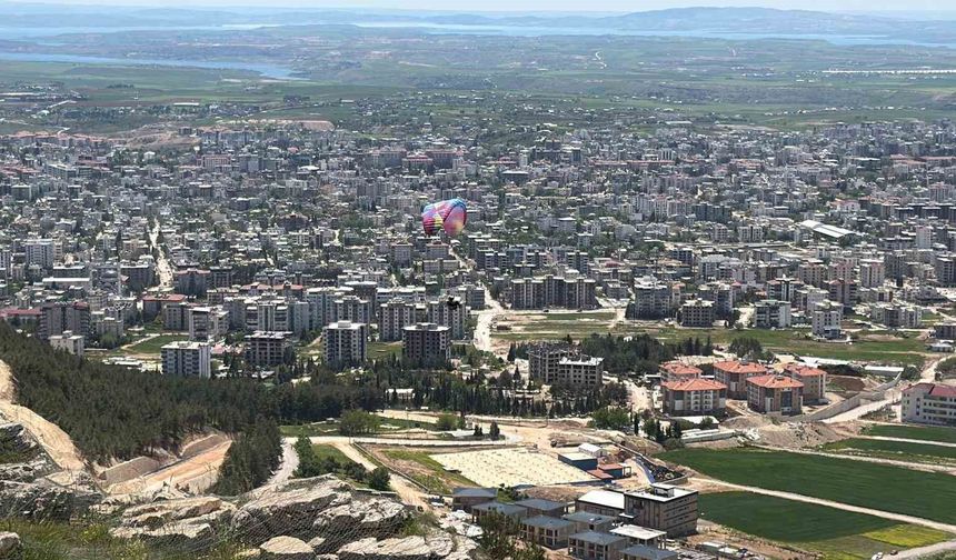 Adıyaman, yamaç paraşütü uçuş merkezi olma yolunda