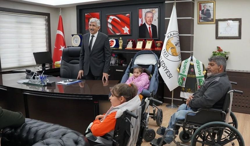 Başkan Hallaç: 'Engelli Kardeşlerimizin Her Zaman Yanındayız'