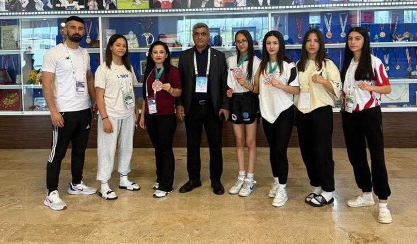 Besnili sporculardan dünya kupasında başarı
