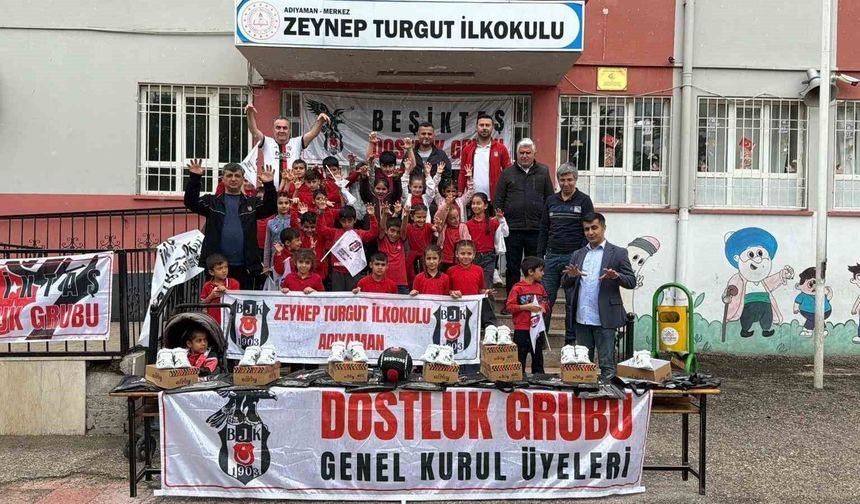 'Bu forma benden sana kardeşim' kampanyasıyla çocukların yüzü güldü