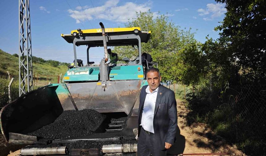 Kahta Millet Bahçesi yolunda asfalt serim çalışmalarına başlandı