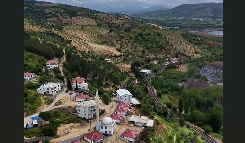 Bağlarbaşı Köyü'nde Sıcak Asfalt çalışmaları tamamlandı - Videolu Haber