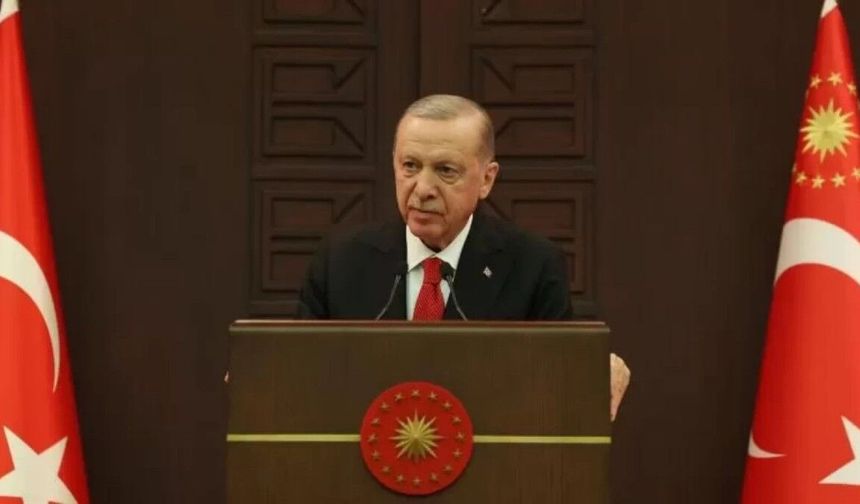 Cumhurbaşkanı Erdoğan: 'Gençlerin omuz vermediği bir mücadele zafere ulaşamaz'
