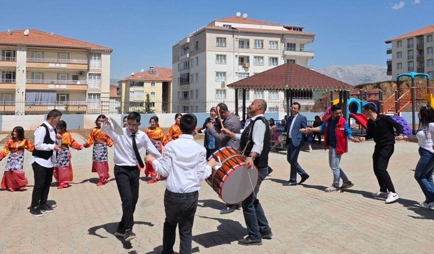 Gölbaşı'nda Engelliler Haftası Programı yoğun ilgi gördü