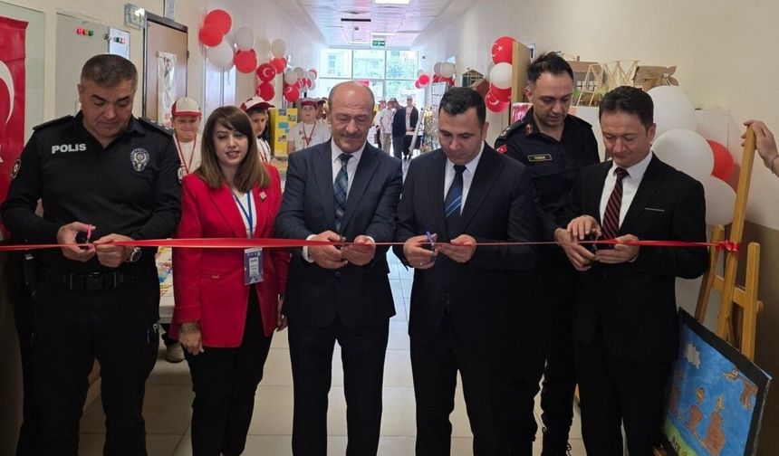 Gölbaşı'nda TÜBİTAK Bilim Fuarı açıldı