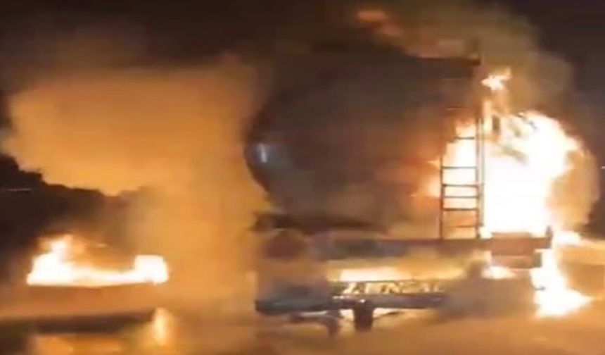 TAG Otoyolu’nda Seyir Halindeki Tanker Yandı