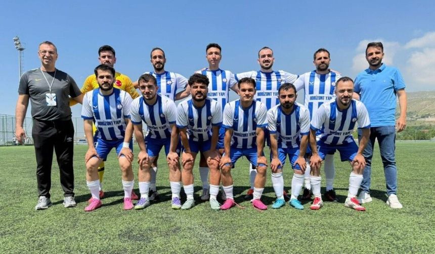 Adıyaman Belediyespor İşitme Engelliler Takımı yarı finalde