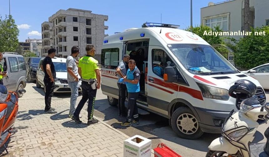Adıyaman'da kontrolden çıkan motosiklet devrildi: 2 yaralı