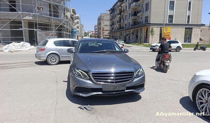 Adıyaman'da Otomobil İle Motosiklet Çarpıştı 1 Yaralı