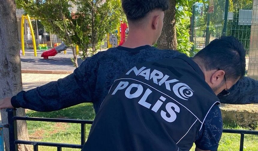 Adıyaman'da yapılan operasyonlarda aranan 74 şahıs yakalandı