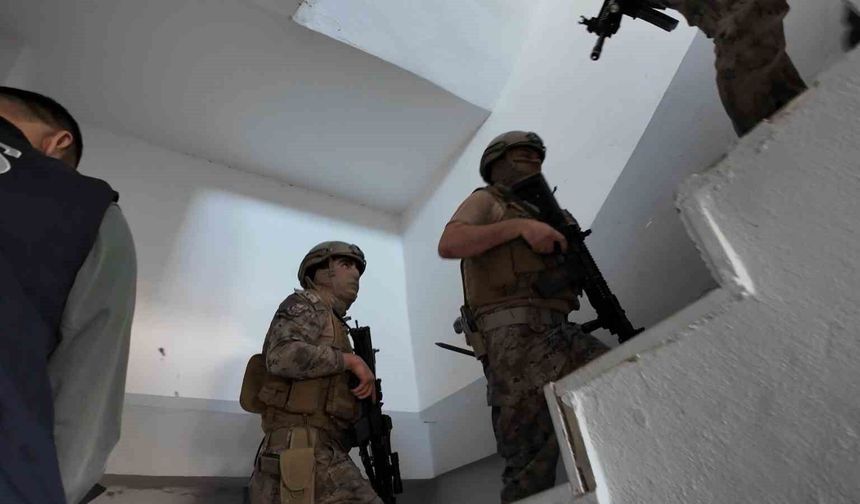 Adıyaman'da Sanal Devriye Operasyonu, 14 Gözaltı