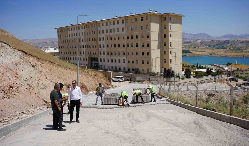 Kahta MYO Yolu Yenilenerek Hizmete Açıldı