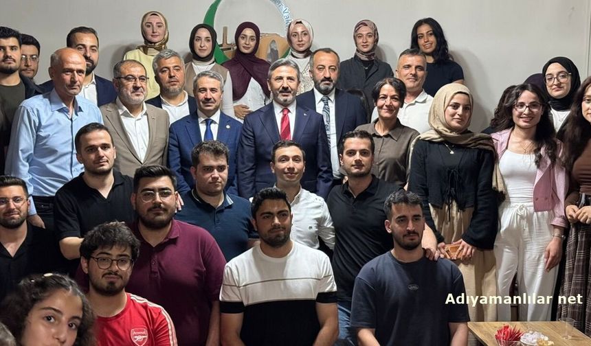 Ahmet Aydın Ve Mustafa Alkayış Mezun Olan Gençlerle Buluştu